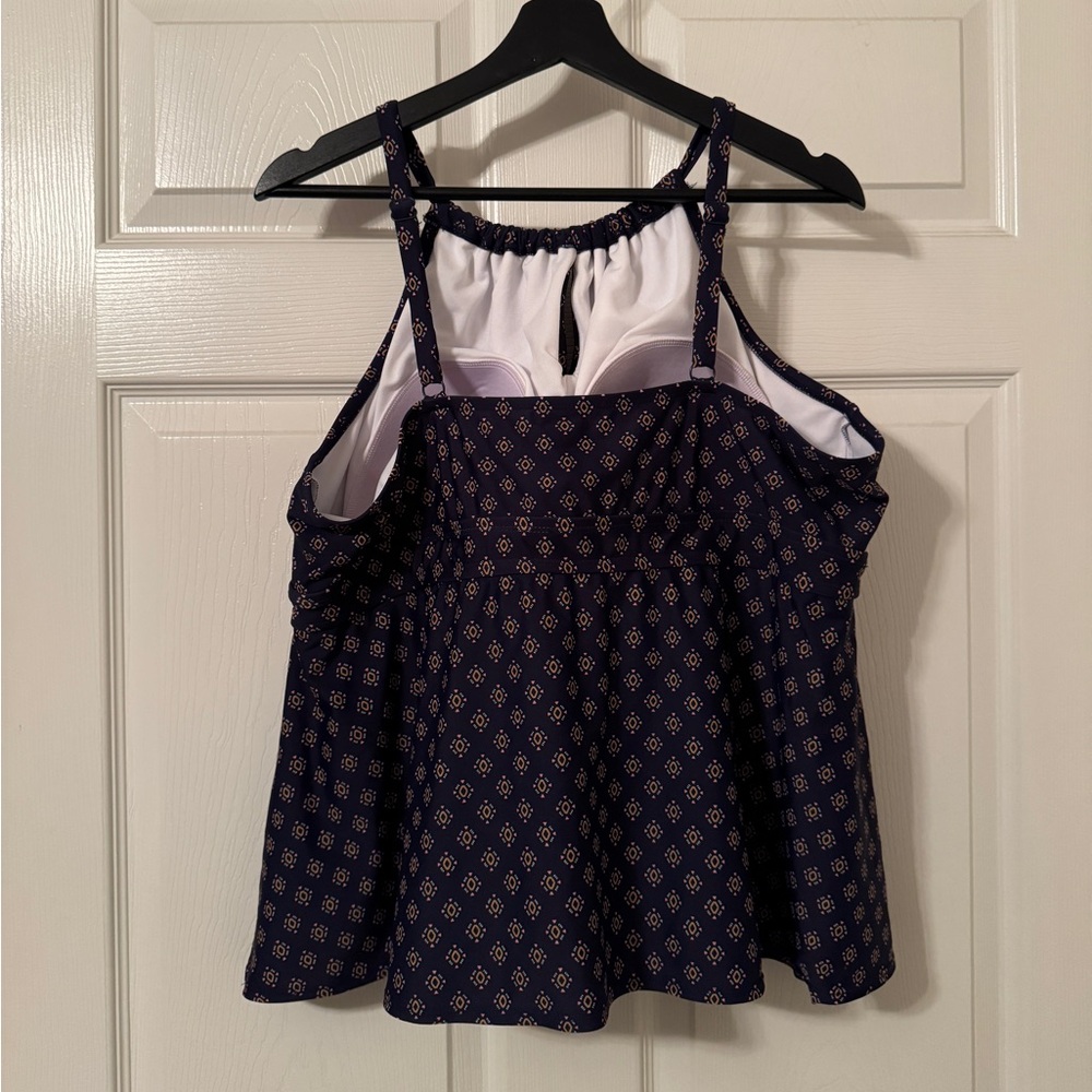 Kona Sol | Women’s Plus Size Navy and Gold Tankini Top Size 3X - Picture 3 of 7